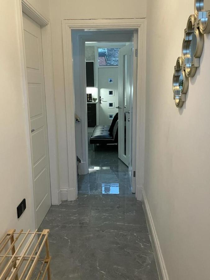 3 Bedroom Whalley Aparthotel Burnley Zewnętrze zdjęcie